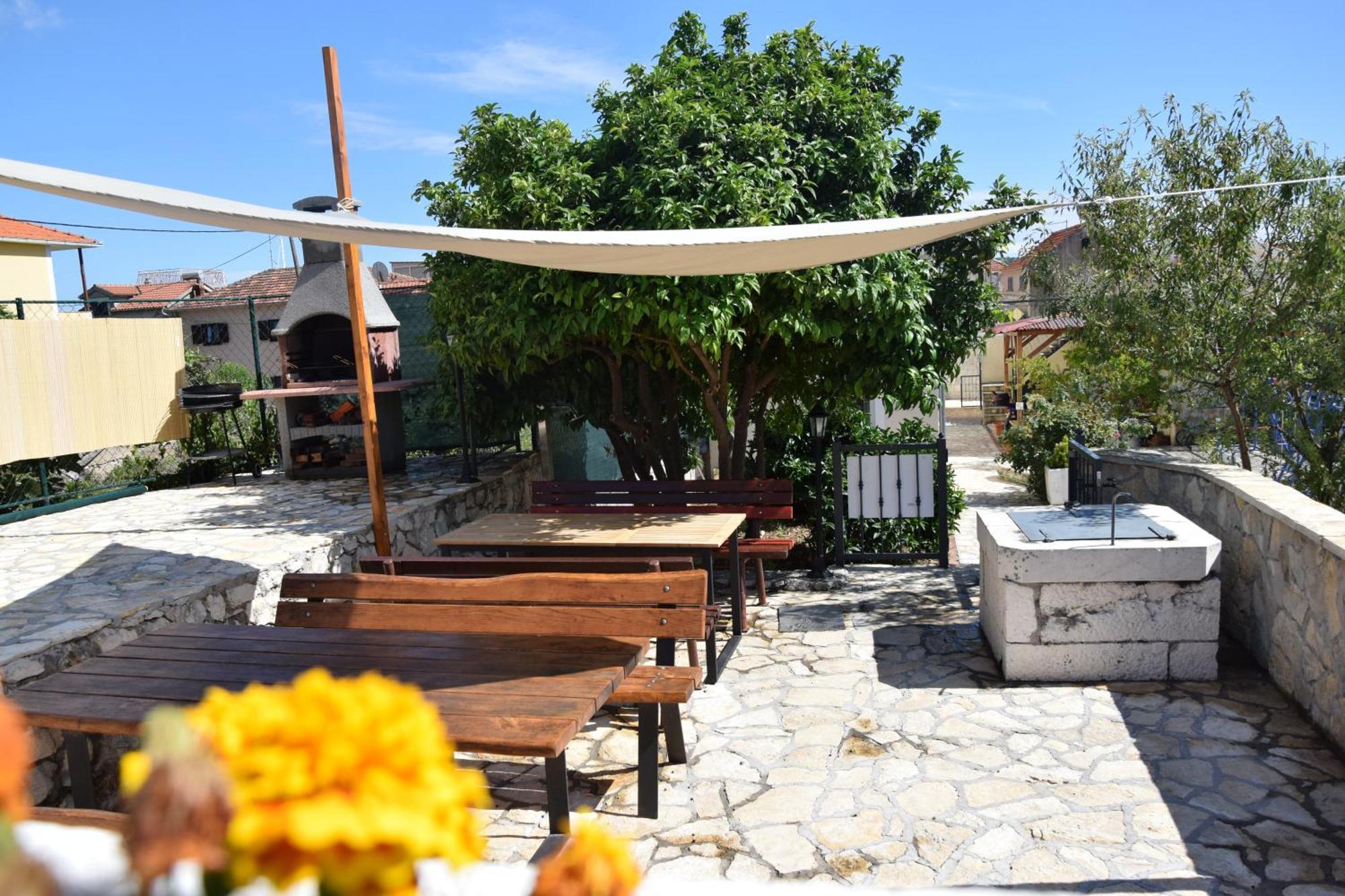 Marta II Your Holiday Home In Seget Center Trogir Kültér fotó